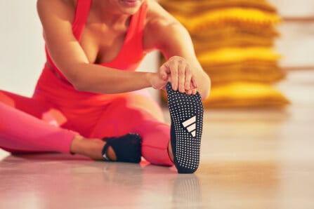 ถุงเท้าโยคะ ADIDAS ADYG-30101BK-NL ไซส์ S/M_7